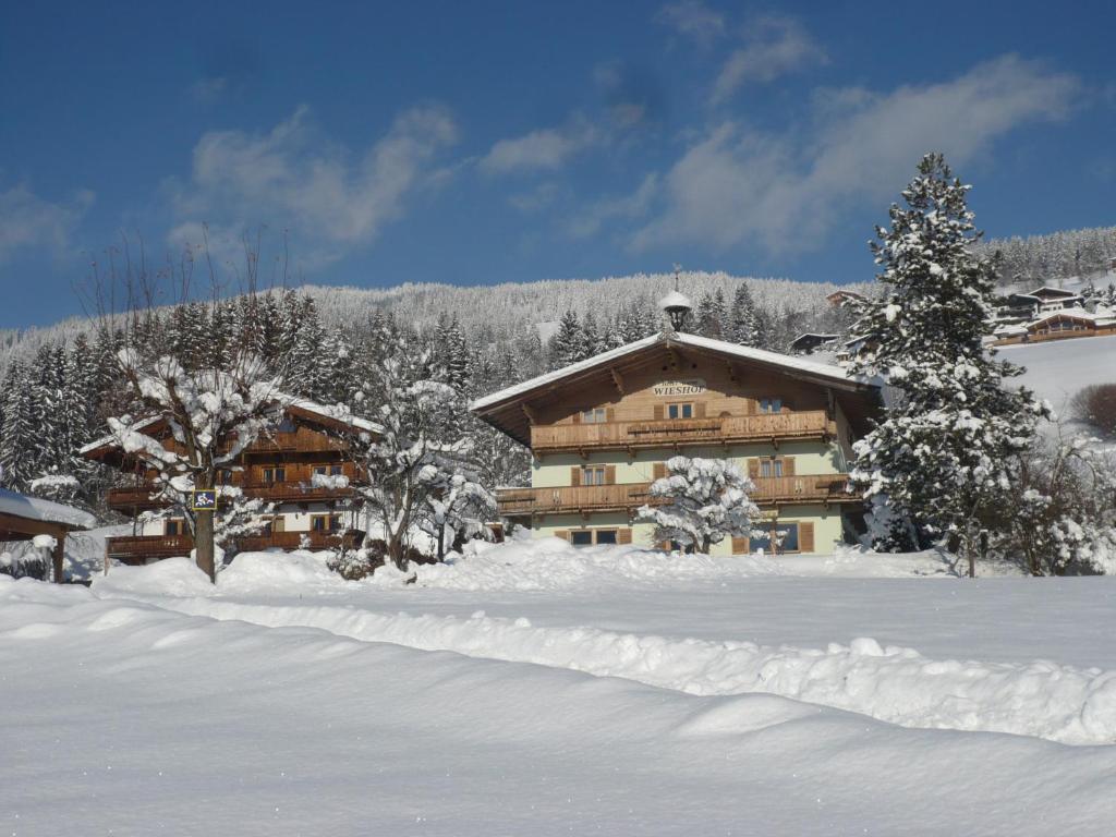 Hotel Garni Wieshof Кирхберг Экстерьер фото